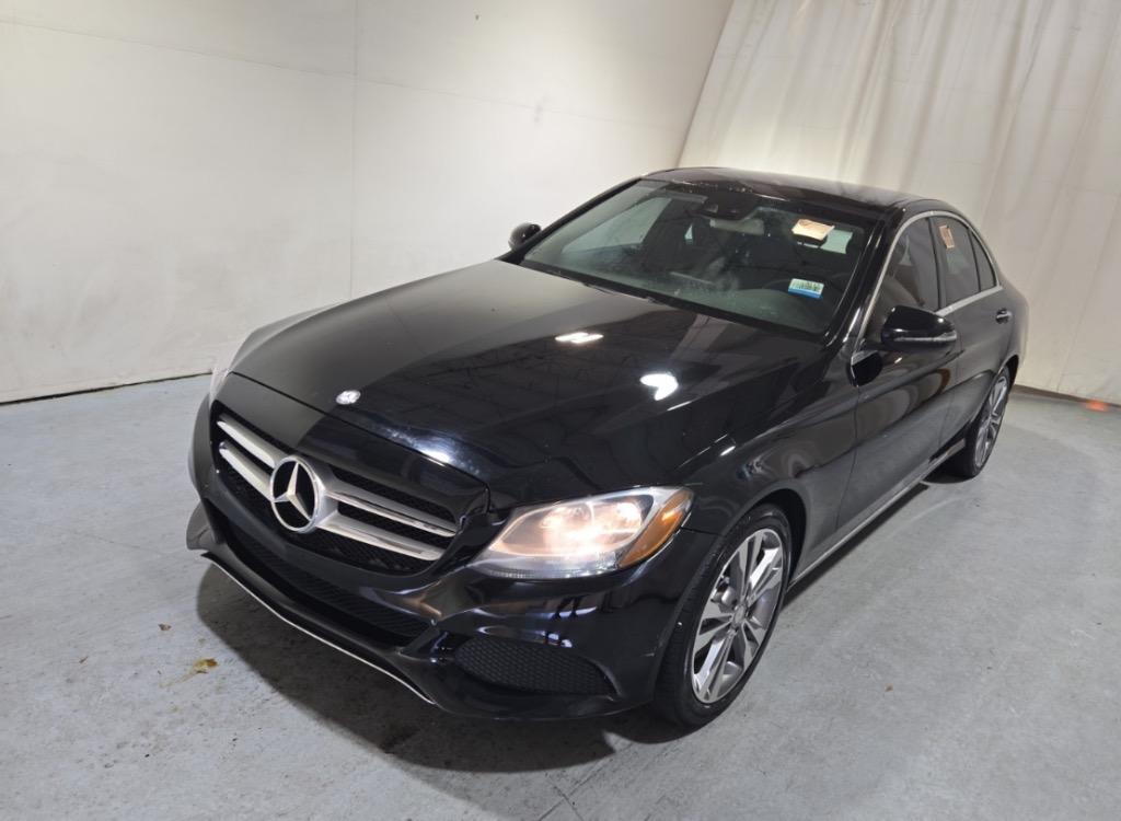 2016 Mercedes-Benz C-Class C300's photo